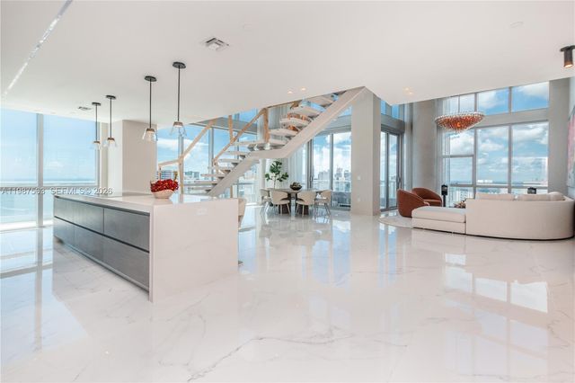 851 NE 1st Avenue PH 4611, Miami, FL 33132