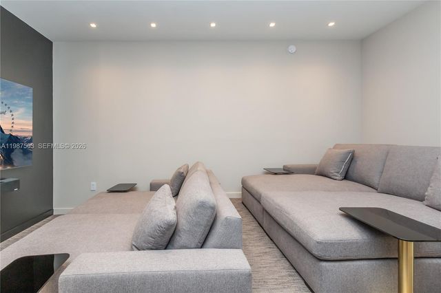 851 NE 1st Avenue PH 4611, Miami, FL 33132