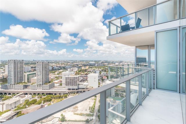 851 NE 1st Avenue PH 4611, Miami, FL 33132