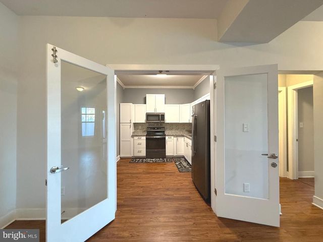 210 AYLESBURY LN, Martinsburg, WV 25403