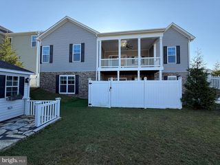 210 AYLESBURY LN, Martinsburg, WV 25403