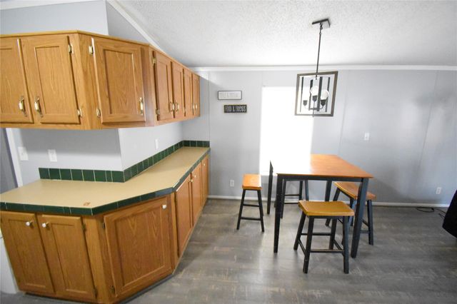 2 Lake View Lane, Huntsville, TX 77340