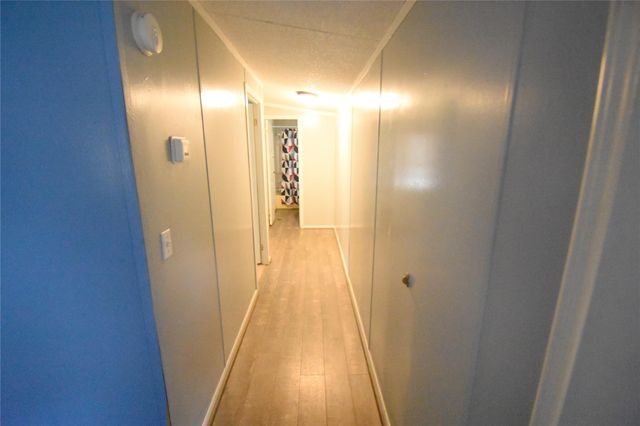 2 Lake View Lane, Huntsville, TX 77340