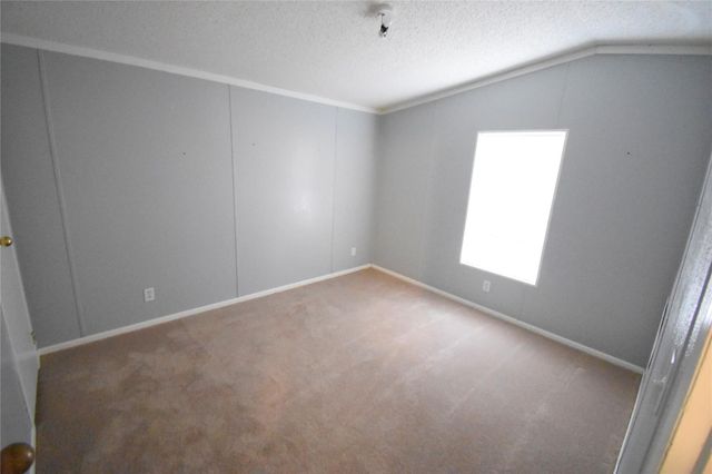 2 Lake View Lane, Huntsville, TX 77340