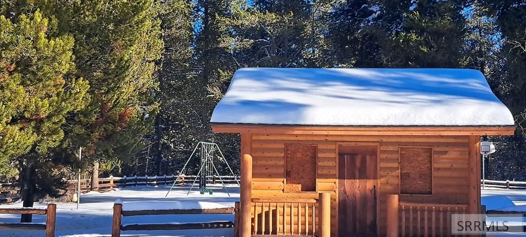 Image 44 of property listing at 4376 Granite Ridge, Ashton, ID 83420