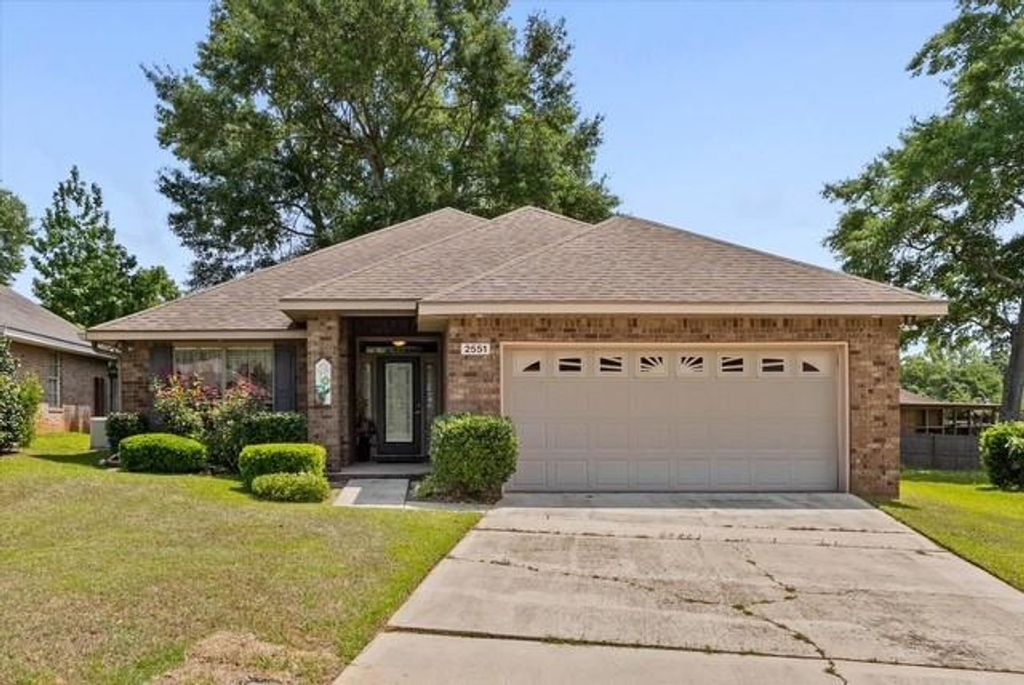 2551 Bluebeard Lane E, Mobile, AL 36695
