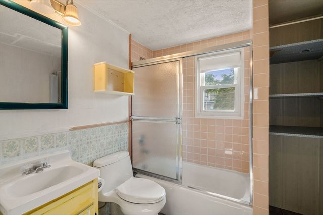 31 Prescott St 31, Framingham, MA 01702