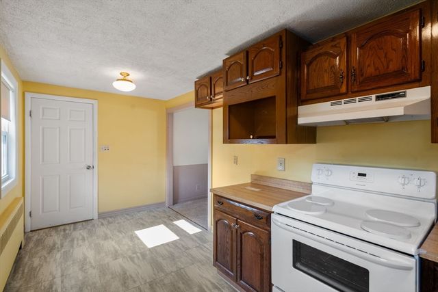 31 Prescott St 31, Framingham, MA 01702
