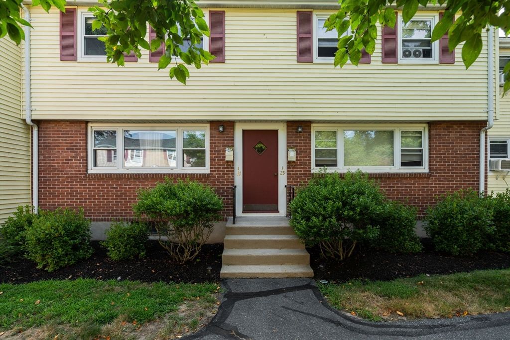 31 Prescott St 31, Framingham, MA 01702
