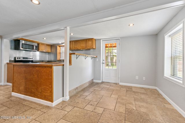1318 6TH Street S, Jacksonville Beach, FL 32250