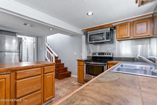 1318 6TH Street S, Jacksonville Beach, FL 32250