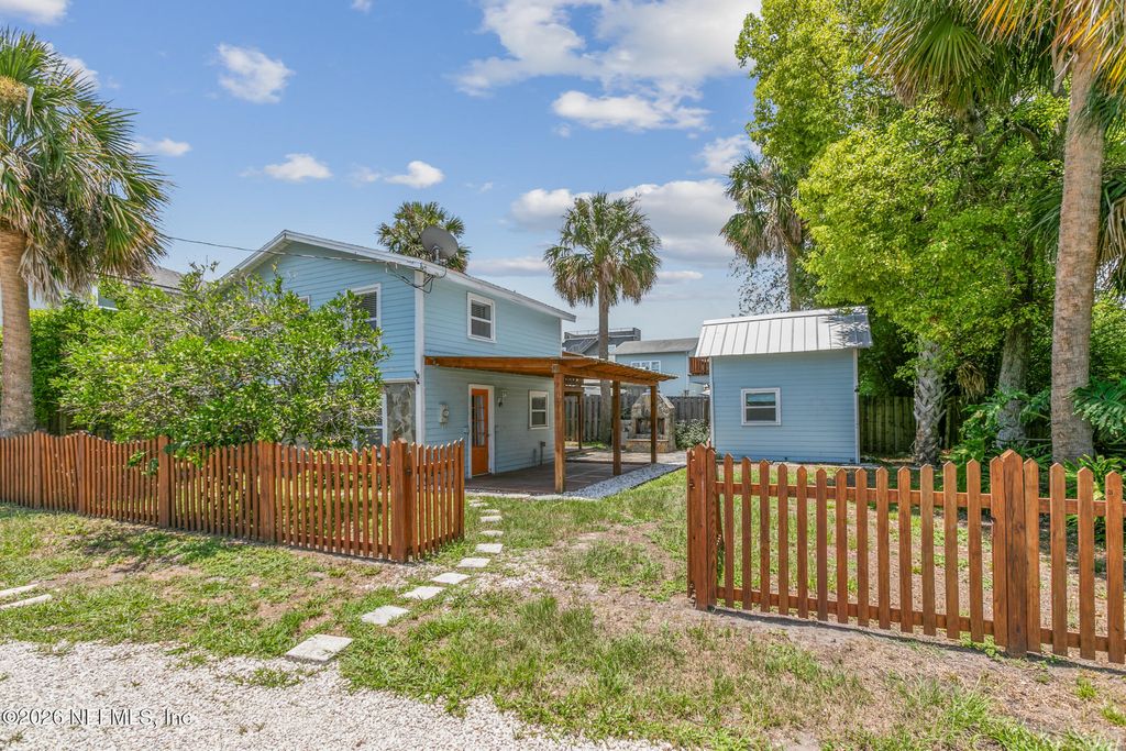 1318 6TH Street S, Jacksonville Beach, FL 32250