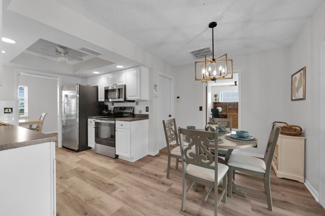 9791 SE Little Club Way N, Jupiter, FL 33469