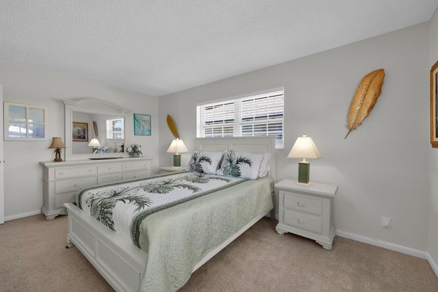 9791 SE Little Club Way N, Jupiter, FL 33469