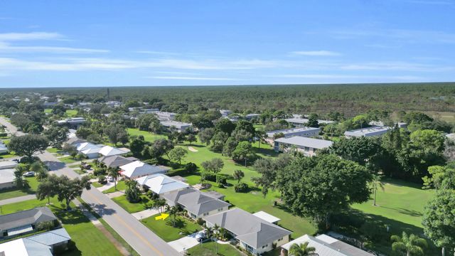 9791 SE Little Club Way N, Jupiter, FL 33469
