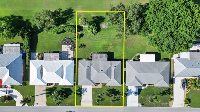 9791 SE Little Club Way N, Jupiter, FL 33469