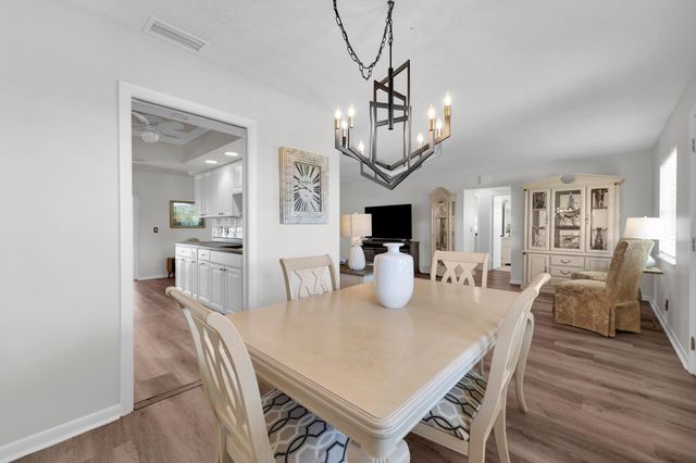 9791 SE Little Club Way N, Jupiter, FL 33469