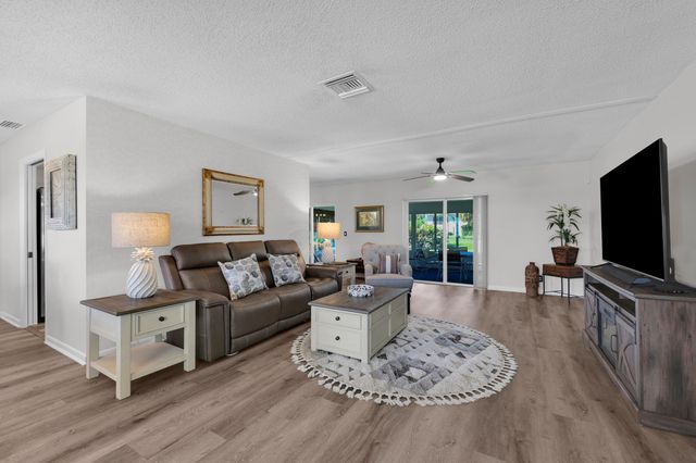 9791 SE Little Club Way N, Jupiter, FL 33469