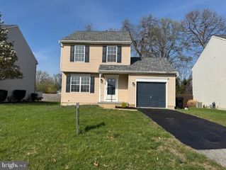 139 N KATRIN CIR, New Castle, DE 19720