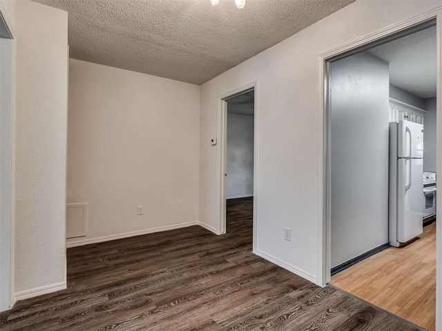 3039 W Wilshire Boulevard, Oklahoma City, OK 73116