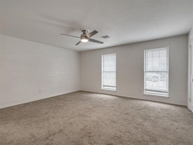 3039 W Wilshire Boulevard, Oklahoma City, OK 73116