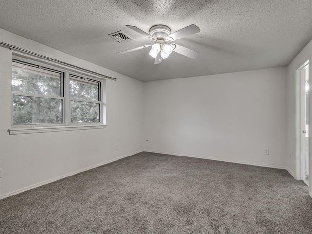 3039 W Wilshire Boulevard, Oklahoma City, OK 73116
