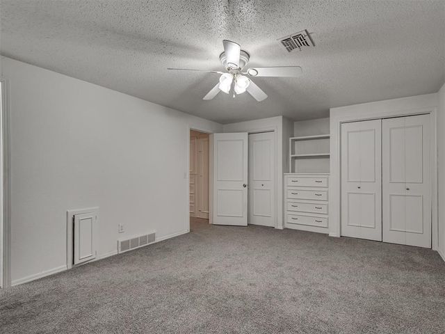 3039 W Wilshire Boulevard, Oklahoma City, OK 73116