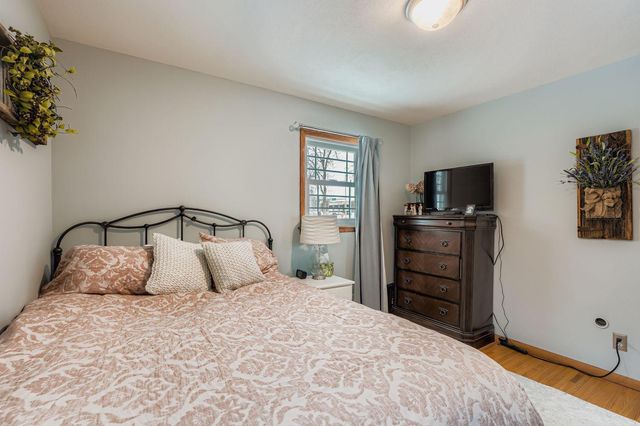 639 7th Street W, Hastings, MN 55033