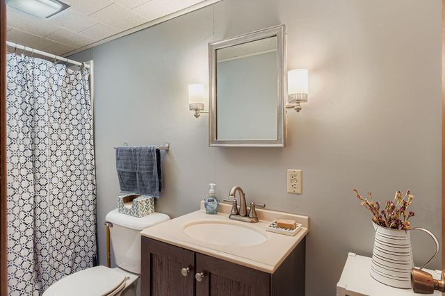 639 7th Street W, Hastings, MN 55033