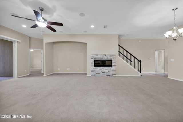 15815 CANOE CREEK Drive, Jacksonville, FL 32218