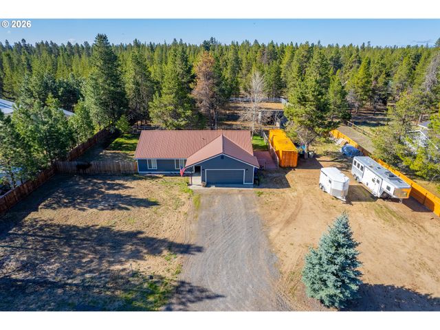 15935 WOODCHIP Ln, La Pine, OR 97739