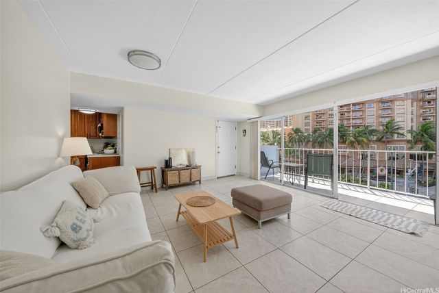 1804 Ala Moana Boulevard 5B, Honolulu, HI 96815