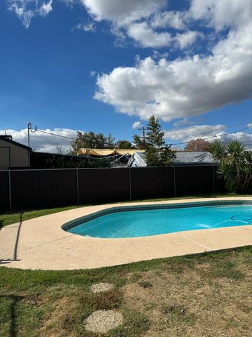 626 W Vassar Avenue, Fresno, CA 93705