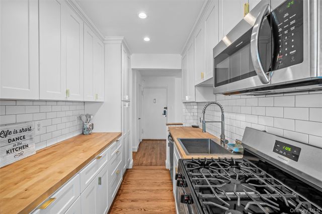 1 E Broadway 7O, Long Beach, NY 11561