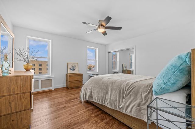 1 E Broadway 7O, Long Beach, NY 11561
