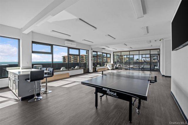 1 E Broadway 7O, Long Beach, NY 11561