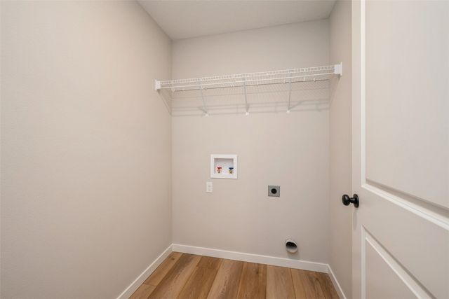 1913 Holly Meadow Avenue SW, Cedar Rapids, IA 52404