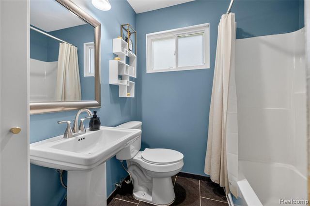 14682 Fordline Street, Southgate, MI 48195