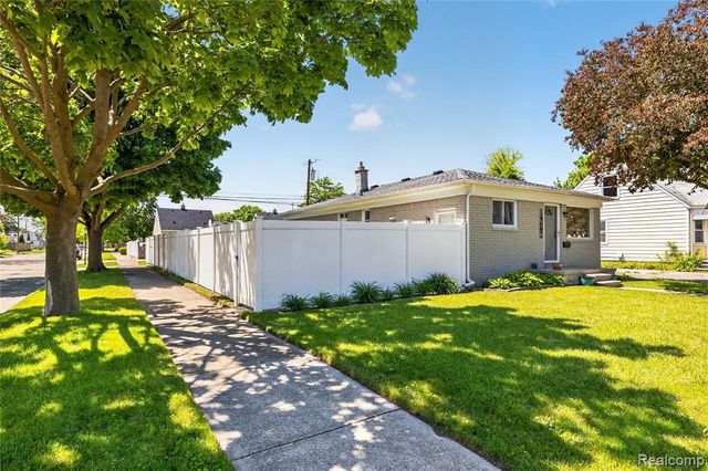 14682 Fordline Street, Southgate, MI 48195