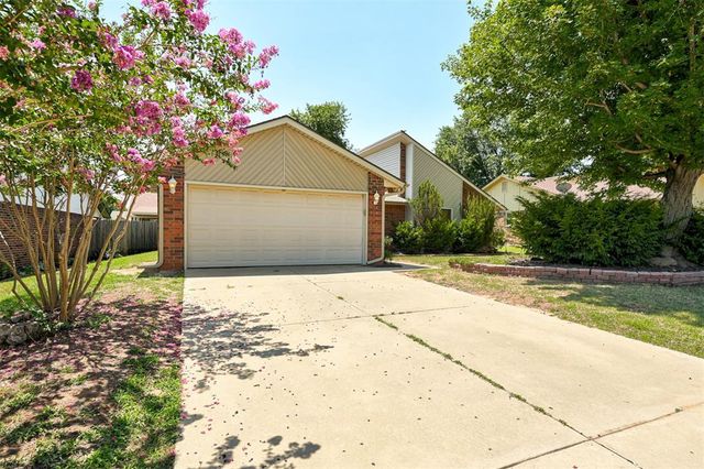 11704 SW 3rd Street, Yukon, OK 73099