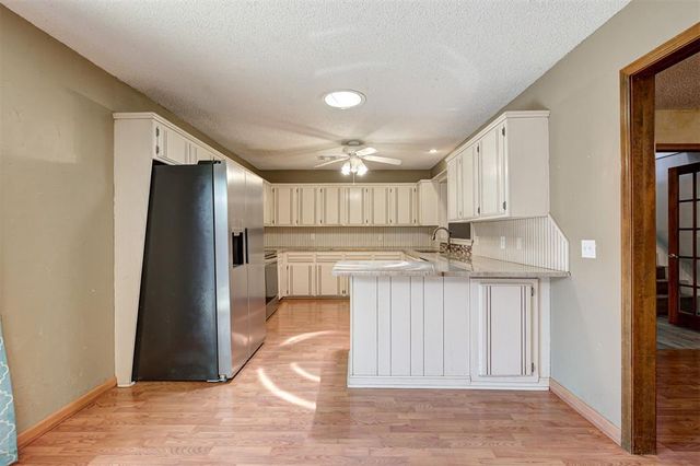 11704 SW 3rd Street, Yukon, OK 73099