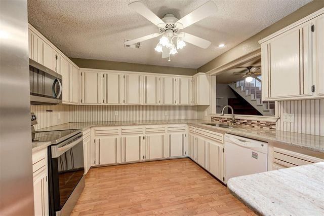 11704 SW 3rd Street, Yukon, OK 73099