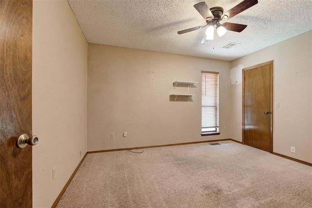 11704 SW 3rd Street, Yukon, OK 73099