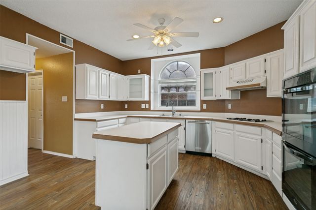 2 Oxford Circle, Allen, TX 75002