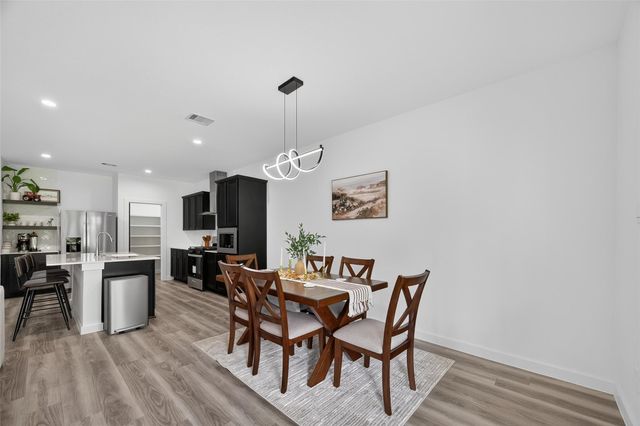 3233 Creston Gate Drive, Houston, TX 77047