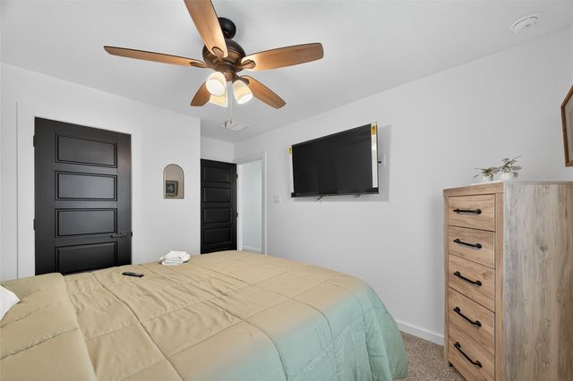 3233 Creston Gate Drive, Houston, TX 77047