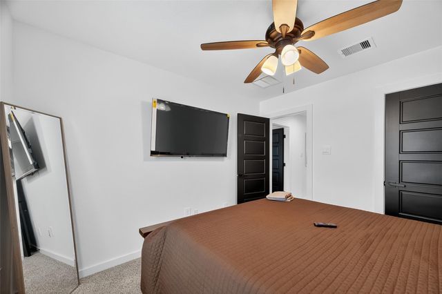 3233 Creston Gate Drive, Houston, TX 77047