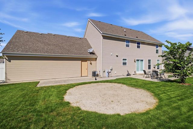 1413 Lee AVENUE, West Bend, WI 53090