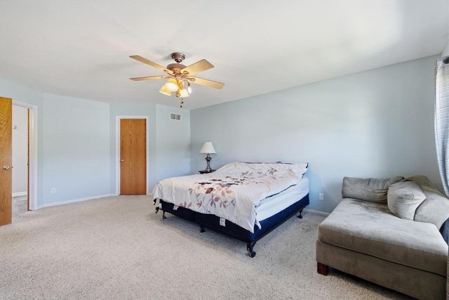 1413 Lee AVENUE, West Bend, WI 53090