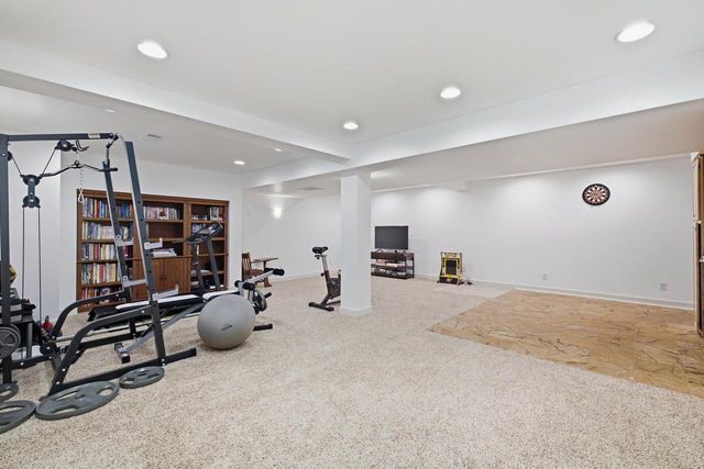 1413 Lee AVENUE, West Bend, WI 53090